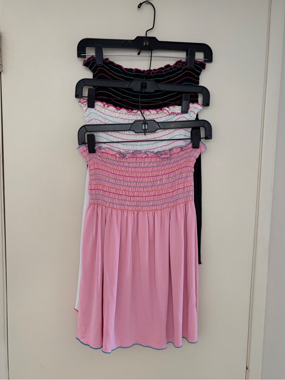 Miss Me Tops! Pink, Black, White multi color  Smocking Tube Tank Top! M